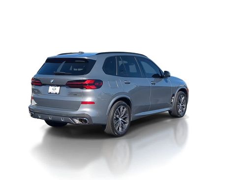 Used 2024 BMW X5 sDrive40i w/ M Sport Package image 8