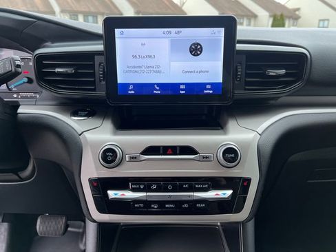 Used 2023 Ford Explorer XLT image 21