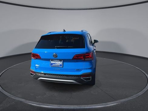Used 2022 Volkswagen Taos SEL image 8