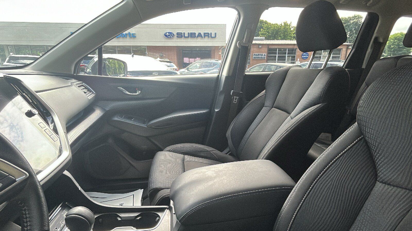 Used 2023 Subaru Ascent Premium AWD/4WD image 24