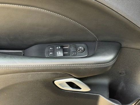 Used 2016 Dodge Challenger R/T Scat Pack w/ Leather Interior Group image 15