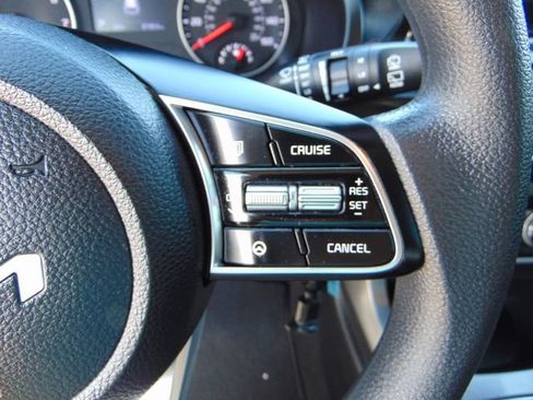 Used 2022 Kia Seltos LX AWD/4WD image 17