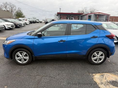 Used 2021 Nissan Kicks S image 7