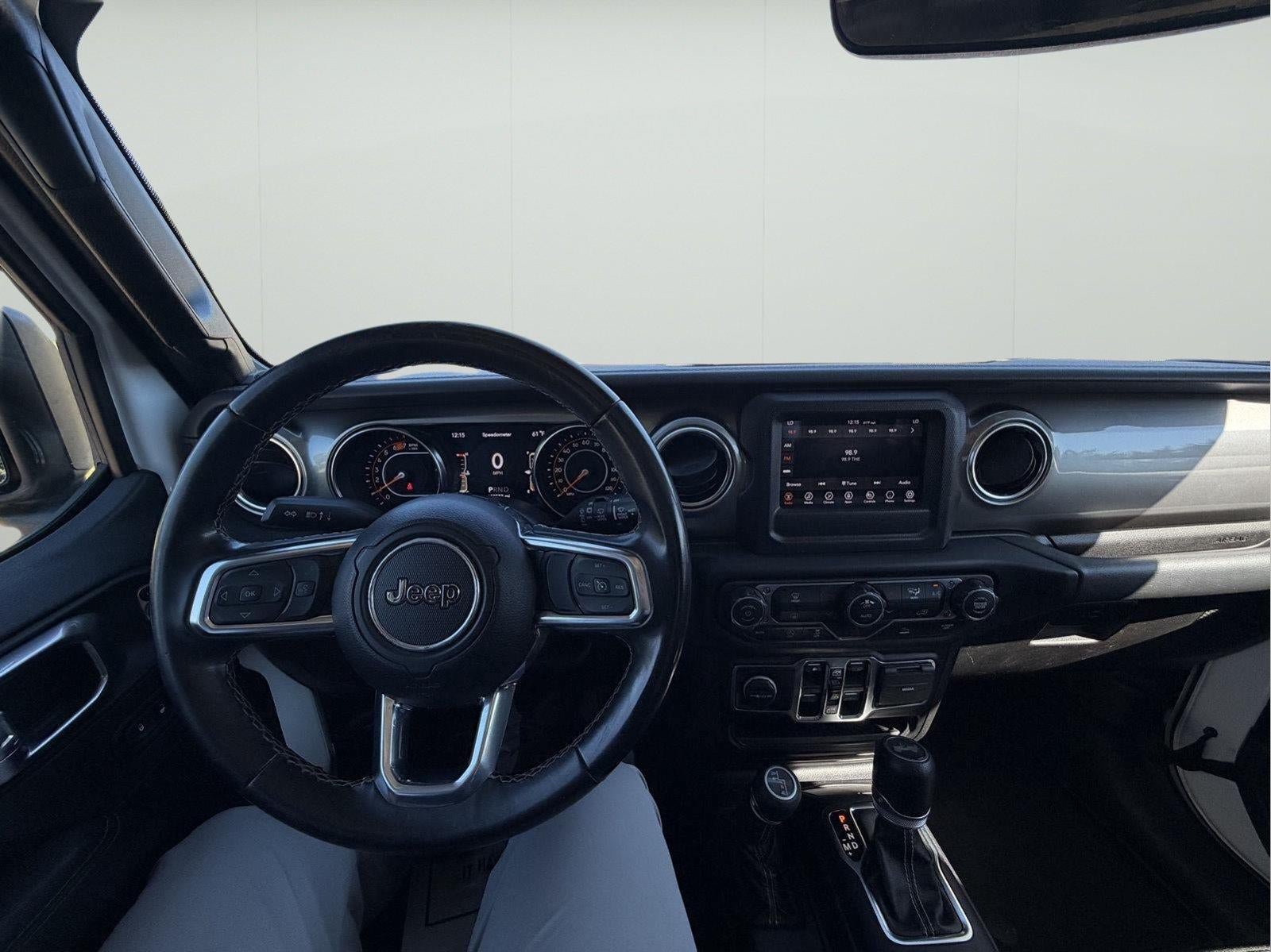 Used 2021 Jeep Wrangler Unlimited Sahara AWD/4WD image 12