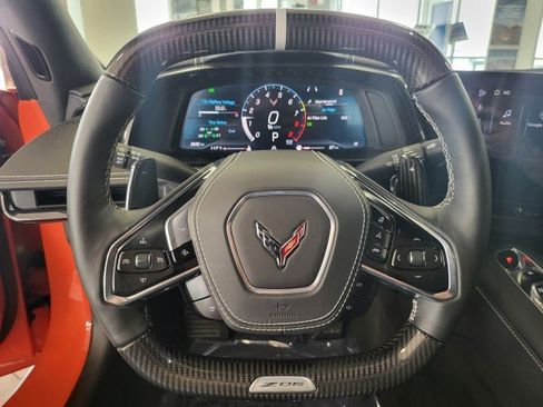 Used 2025 Chevrolet Corvette Z06 w/ Z07 Performance Package RWD image 18