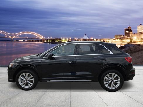 Certified 2025 Audi Q3 2.0T Premium w/ Convenience Package AWD/4WD image 2