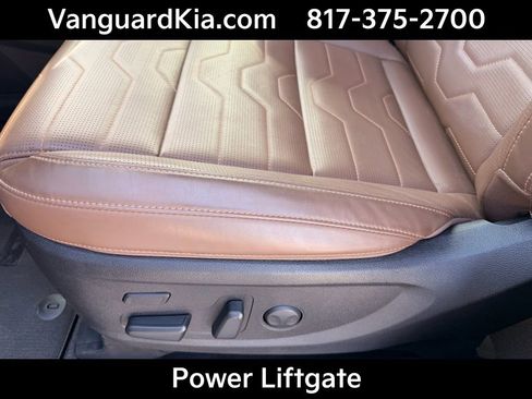 Certified 2022 Kia Telluride SX w/ SX Prestige Package image 14