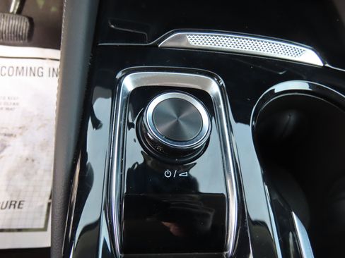 Used 2025 Buick Envision Preferred image 27