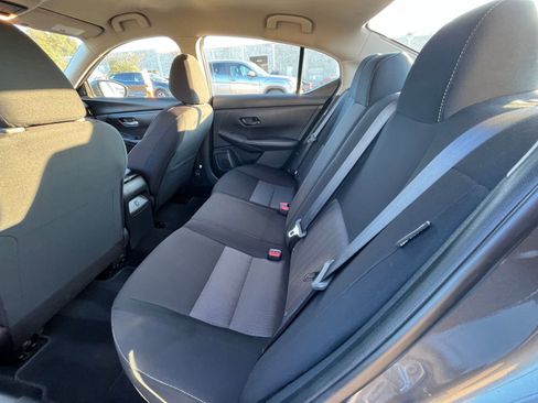 Used 2025 Nissan Sentra SV image 23