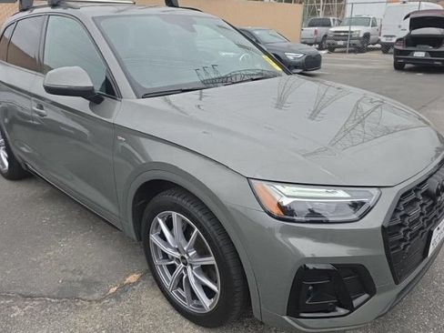 Used 2023 Audi Q5 e Premium Plus w/ Premium Plus Package AWD/4WD image 1