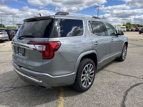 Used 2023 GMC Acadia Denali w/ Denali Ultimate Package AWD/4WD image 8
