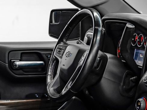 Used 2022 Chevrolet Silverado 1500 LT Trail Boss w/ Convenience Package II AWD/4WD image 20