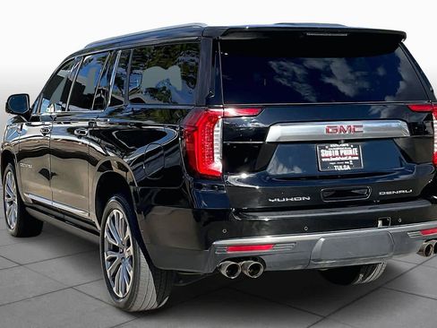 Used 2022 GMC Yukon XL Denali image 12