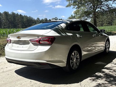 Used 2020 Chevrolet Malibu LT FWD image 5
