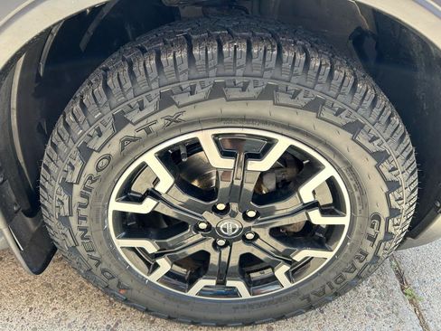 Used 2020 Nissan Pathfinder SL AWD/4WD image 23