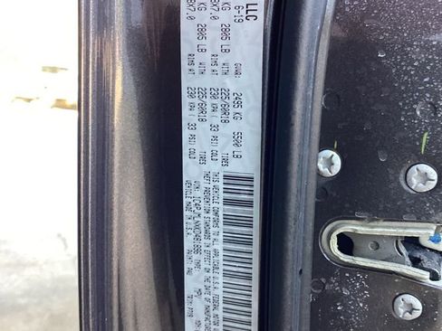 Used 2019 Jeep Cherokee Latitude Plus image 66