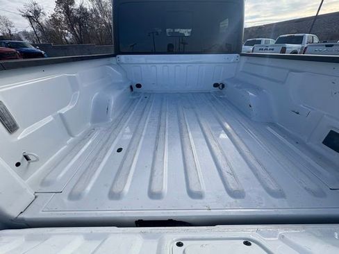 Certified 2023 Jeep Gladiator Mojave w/ Cold Weather Group image 12