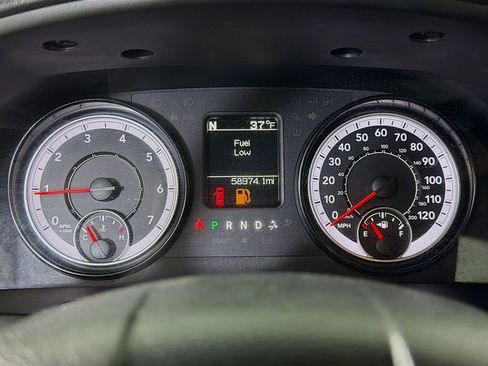 Used 2022 RAM 1500 Classic SLT image 15