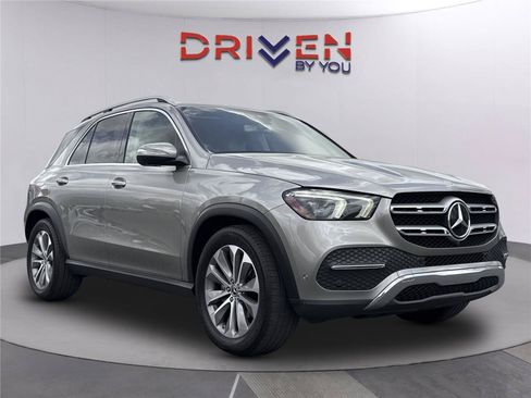 Used 2020 Mercedes-Benz GLE 350 4MATIC image 2
