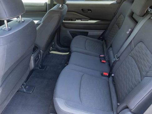 Used 2025 Nissan Pathfinder SV AWD/4WD image 17