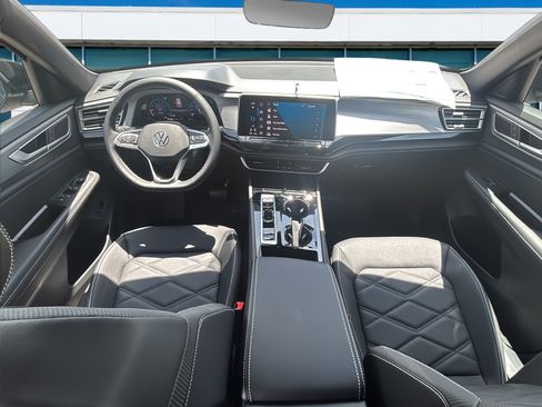 New 2026 Volkswagen Atlas Cross Sport SE AWD/4WD image 17