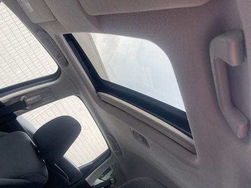 Used 2018 Honda Fit EX image 17