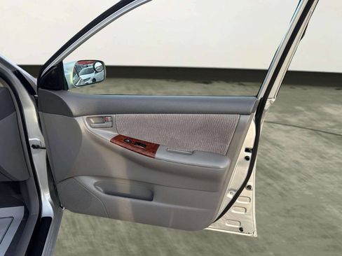 Used 2007 Toyota Corolla LE image 23