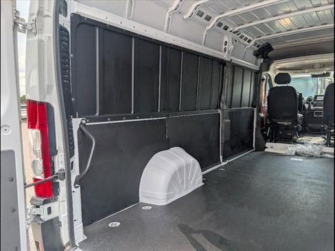 Used 2023 RAM ProMaster 3500 w/ Convenience Group image 19