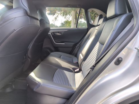 Used 2023 Toyota RAV4 XSE AWD/4WD image 31