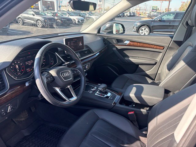 Used 2019 Audi Q5 2.0T Premium Plus w/ Premium Plus Package AWD/4WD image 7