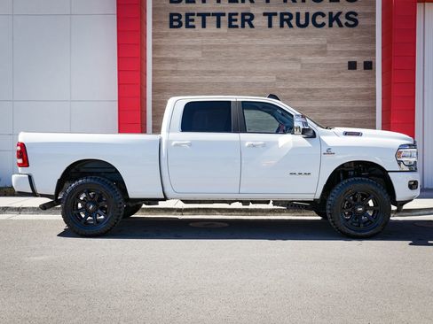Used 2024 RAM 2500 Laramie w/ Safety Group AWD/4WD image 2