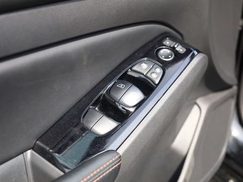 Used 2025 Nissan Altima 2.5 SR FWD image 18