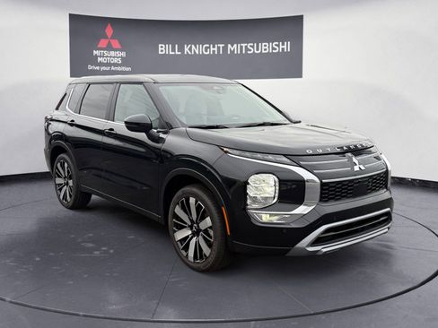 Used 2025 Mitsubishi Outlander SE AWD/4WD image 7