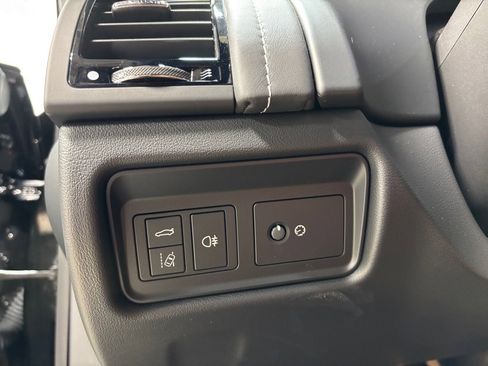 New 2024 Jaguar F-TYPE R image 21