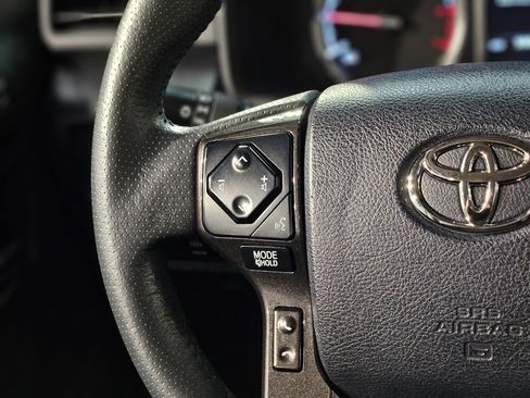 Used 2024 Toyota 4Runner TRD Off-Road image 27