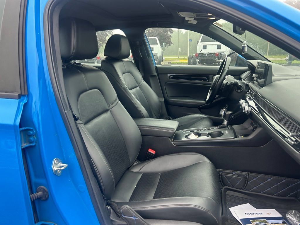 Used 2022 Honda Civic Sport Touring image 8