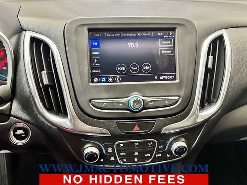 Used 2020 Chevrolet Equinox LT image 22