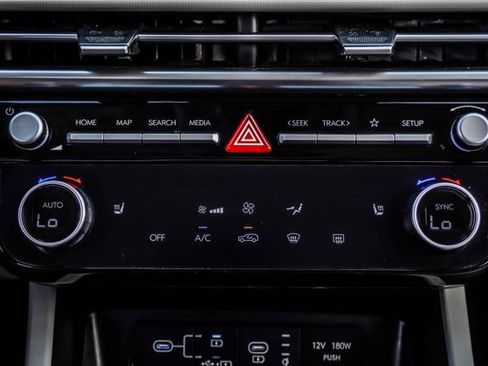 Used 2025 Hyundai Tucson SEL FWD image 21