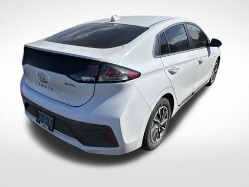 Used 2020 Hyundai Ioniq Limited FWD image 3