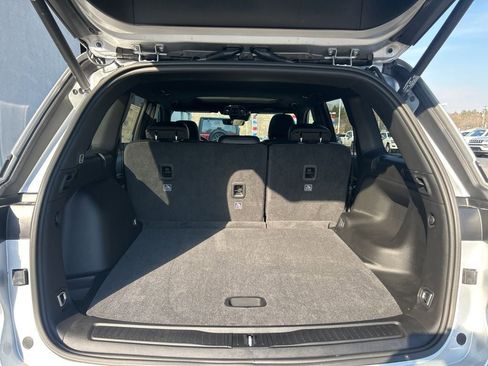 New 2026 Jeep Grand Cherokee Altitude AWD/4WD image 19