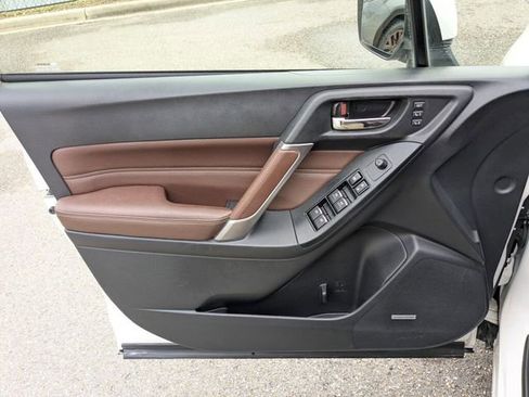 Used 2018 Subaru Forester 2.5i Touring w/ Popular Package #3B image 30