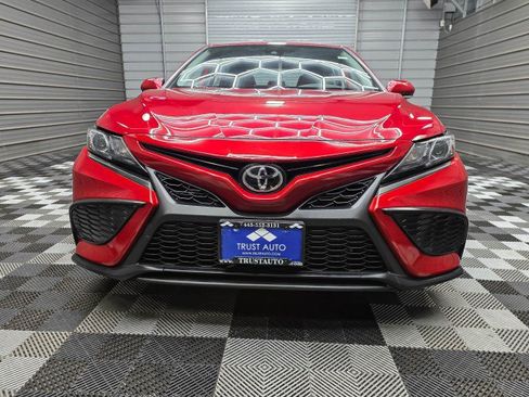 Used 2022 Toyota Camry SE AWD/4WD image 4