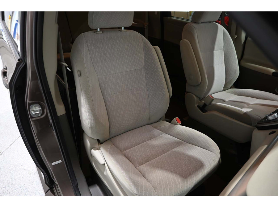 Used 2020 Toyota Sienna LE FWD image 16