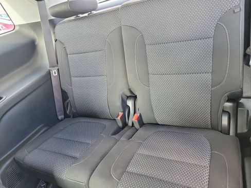 Used 2023 GMC Acadia SLE w/ Driver Convenience Package FWD image 12