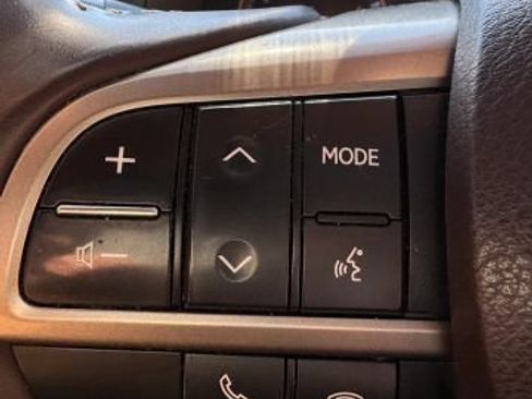 Used 2016 Lexus ES 350 w/ Luxury Package w/Wood Trim FWD image 11