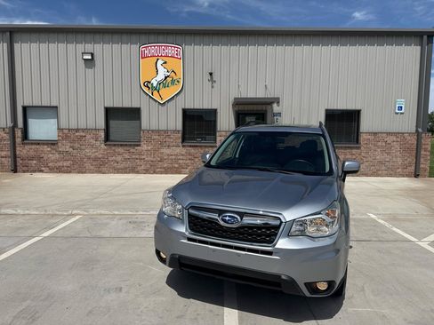 Used 2014 Subaru Forester 2.5i Limited w/ Popular Package #1 AWD/4WD image 3