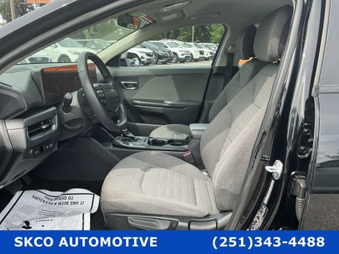 Used 2025 Kia K4 EX FWD image 11
