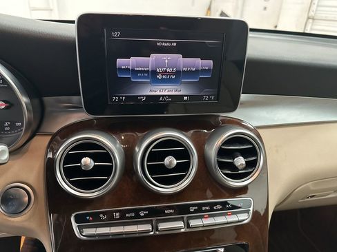 Used 2017 Mercedes-Benz GLC 300 image 13