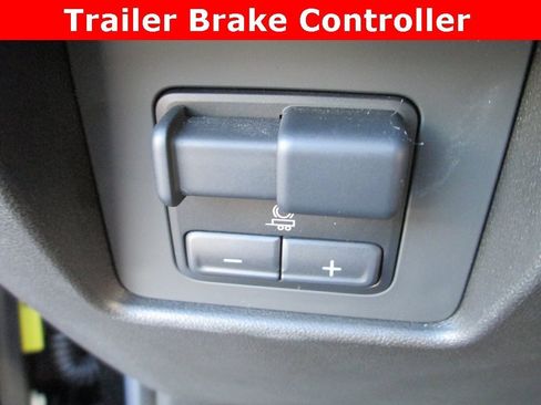 Certified 2024 GMC Canyon AT4 image 16