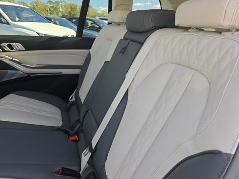 New 2026 BMW ALPINA XB7 AWD/4WD image 13